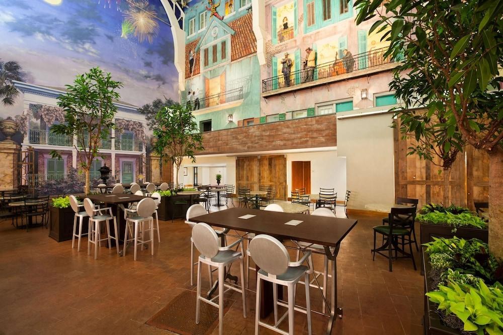 Embassy Suites by Hilton New Orleans photo 2