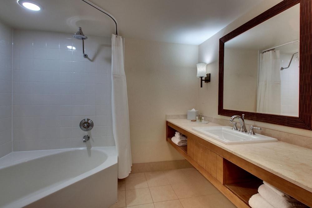 TROPICANA LAS VEGAS - A DOUBLE TREE BY HILTON photo 4