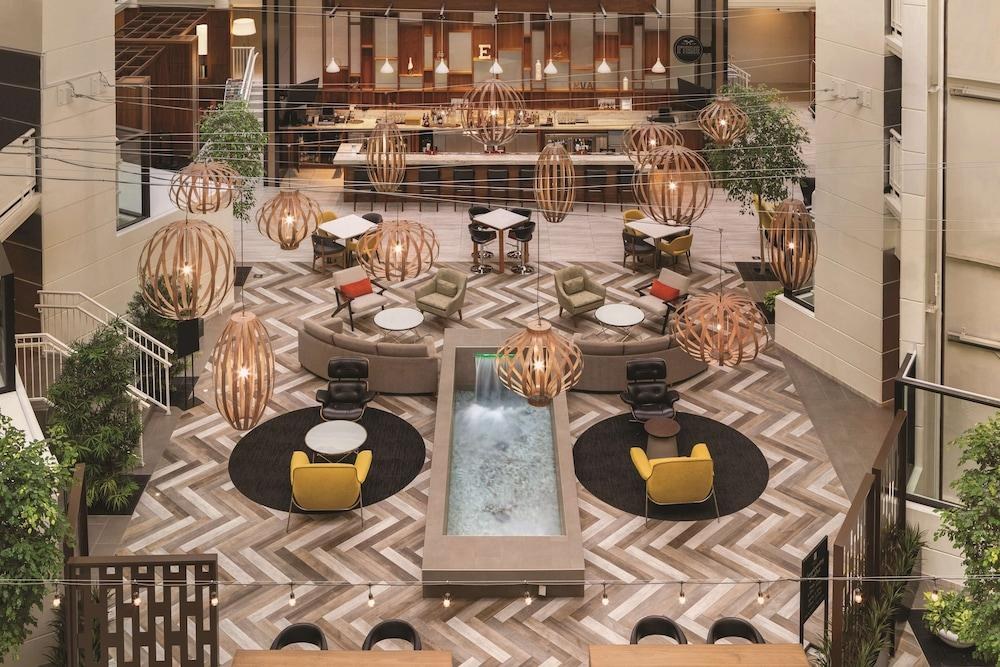 Embassy Suites by Hilton Richmond photo 2