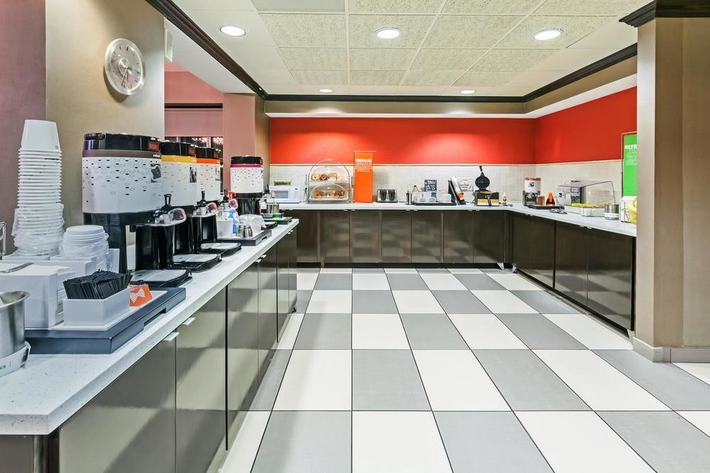 Hampton Inn & Suites Tulsa-Woodland Hills 71st-Memorial