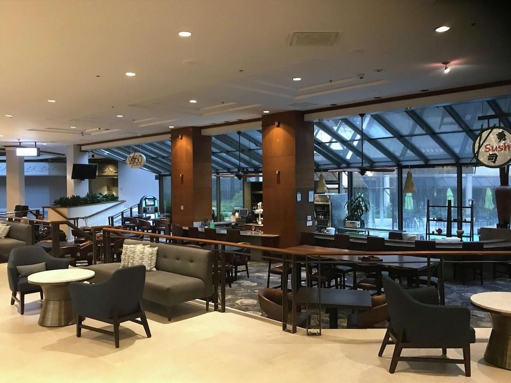 DoubleTree by Hilton San Jose photo 2