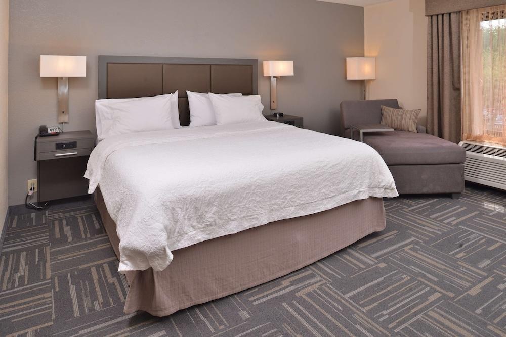 Hampton Inn closest to Universal Orlando photo 3