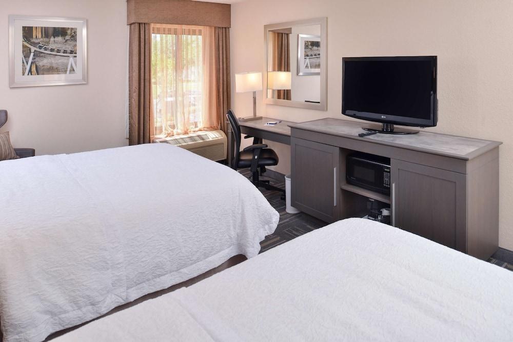 Hampton Inn closest to Universal Orlando photo 4