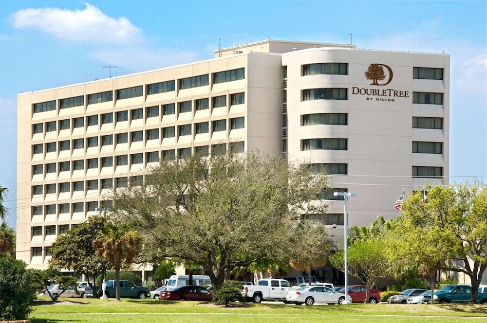 DoubleTree by Hilton Houston Hobby Airport photo 3