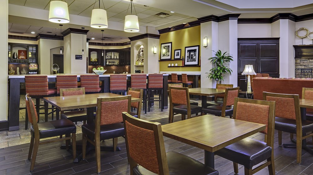 Hampton Inn & Suites Memphis-Beale Street photo 1