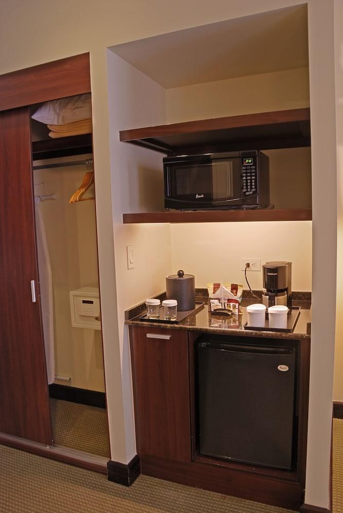 Hilton Garden Inn Guanacaste Airport photo 2