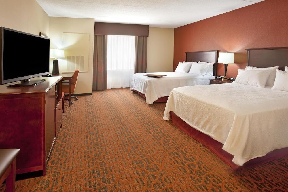 Hampton Inn Suites Minneapolis St Paul Arpt-Mall of America photo 3