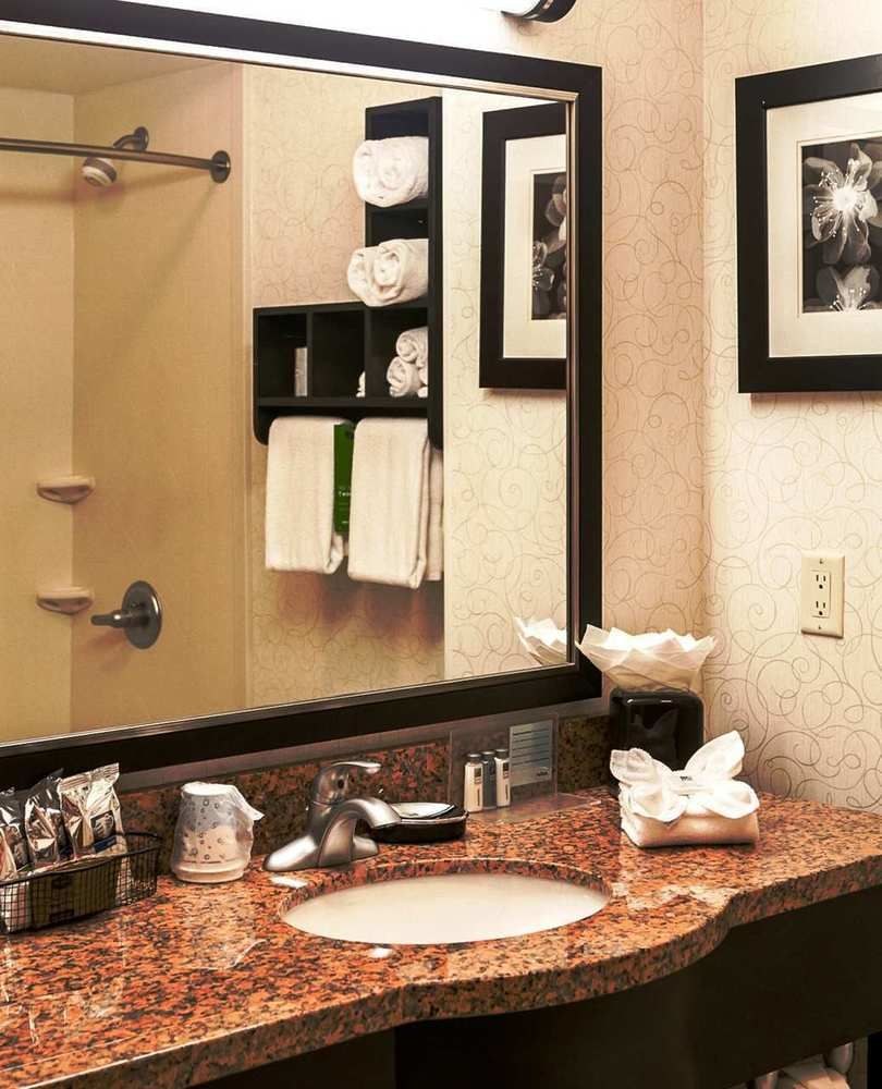 Hampton Inn & Suites Tulsa/Tulsa Hills photo 1