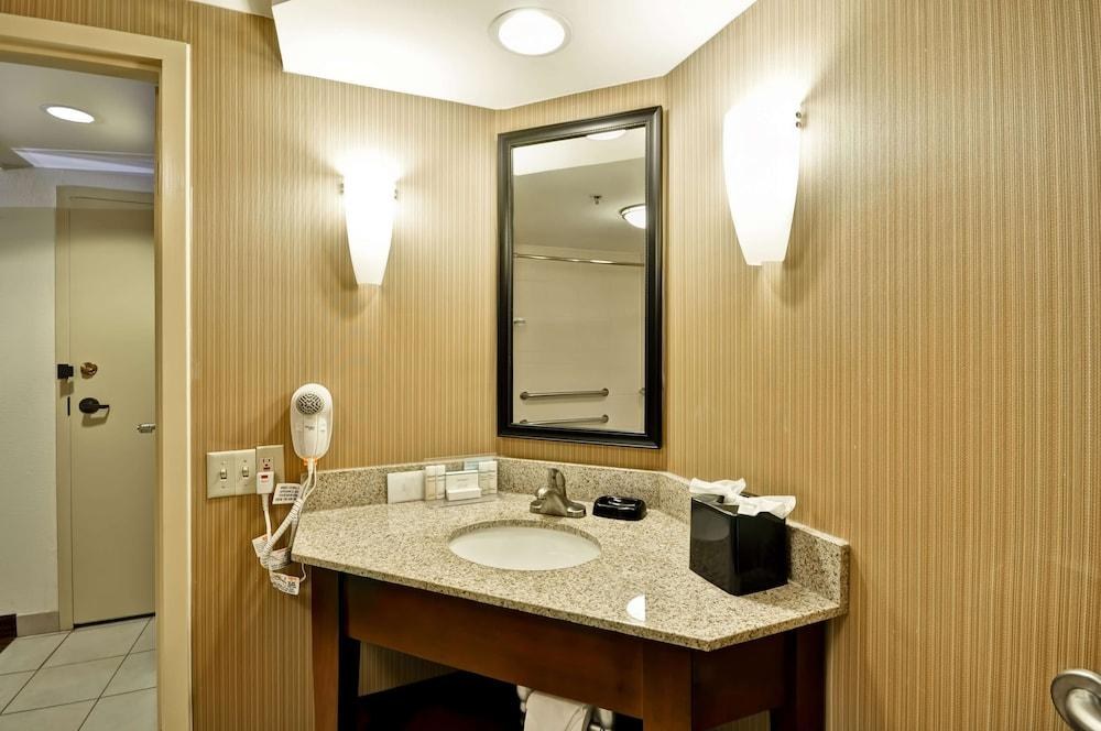 Hampton Inn Kansas City/Overland Park photo 2