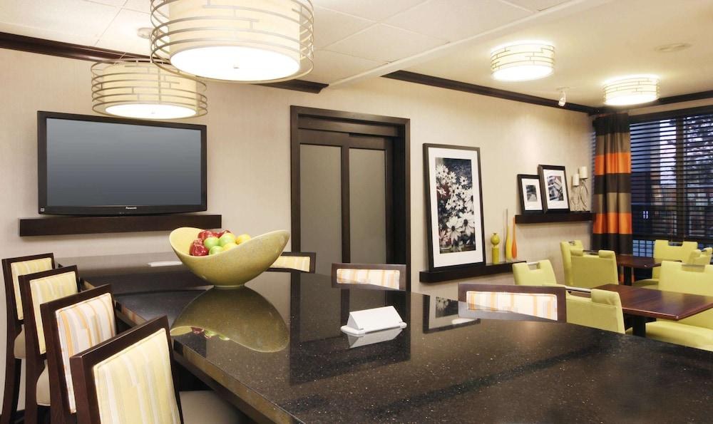 Hampton Inn Kansas City/Overland Park photo 4