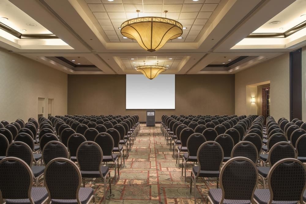 DoubleTree by Hilton South Charlotte Tyvola