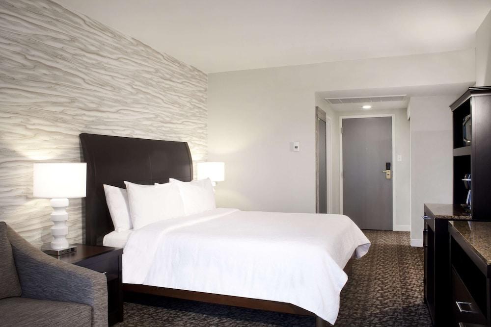 Hilton Garden Inn Austin Downtown photo 3