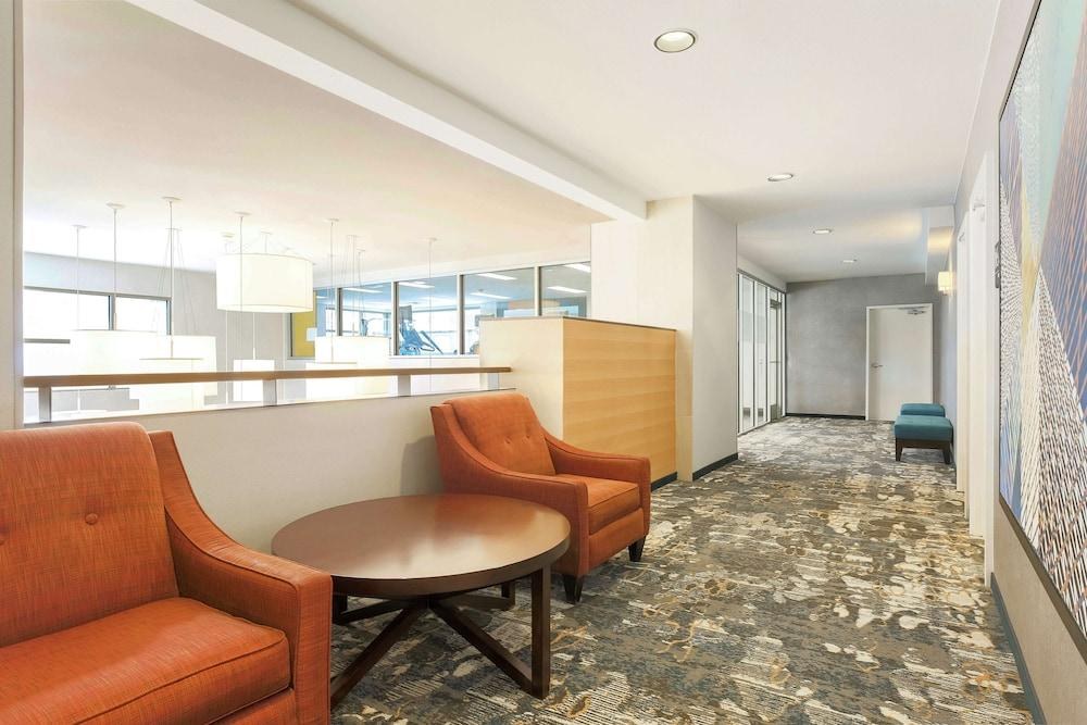 Hampton Inn & Suites Denver Tech Center photo 3