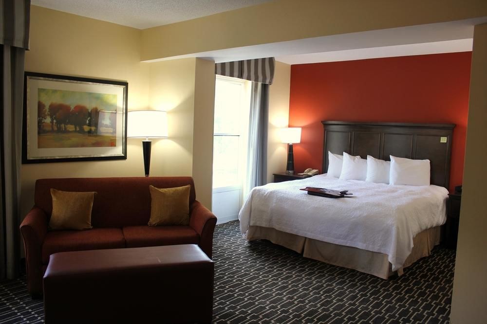 Hampton Inn & Suites Charlotte-Arrowood Rd. photo 1