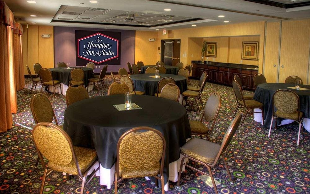 Hampton Inn & Suites Dallas/Lewisville-Vista Ridge Mall, TX