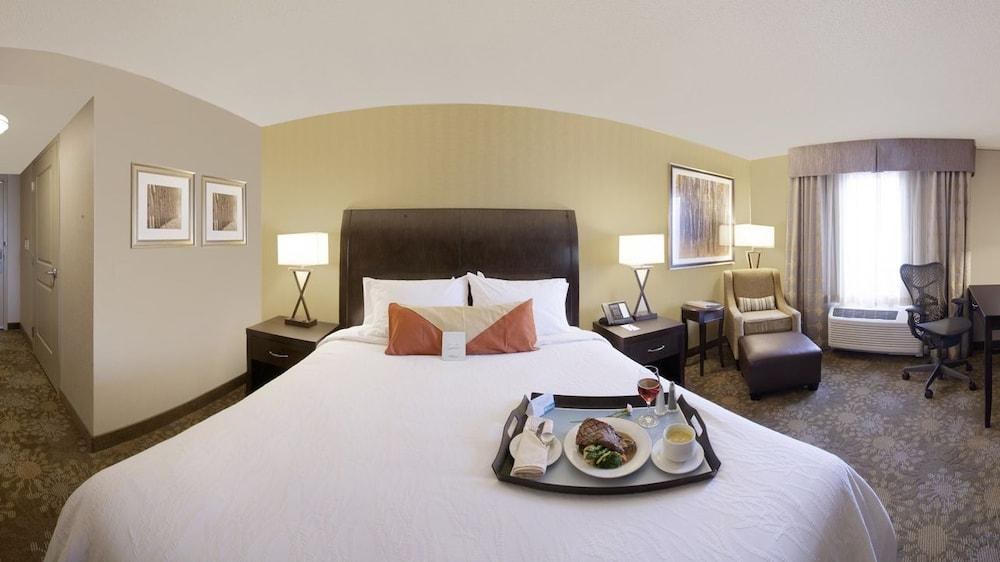 Hilton Garden Inn Toronto/Brampton photo 2