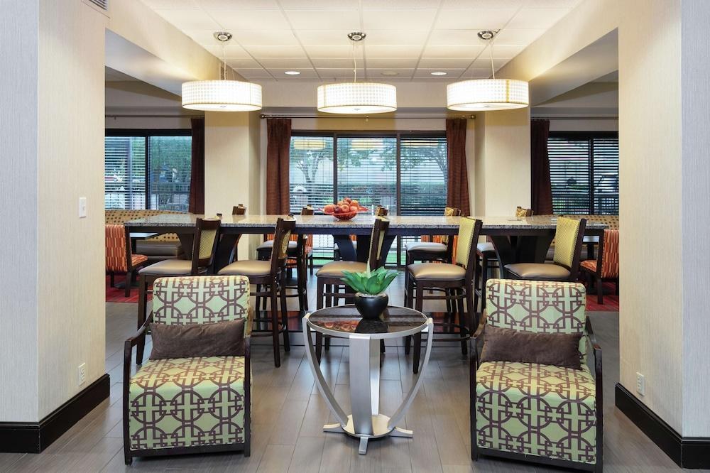 Hampton Inn Houma photo 4