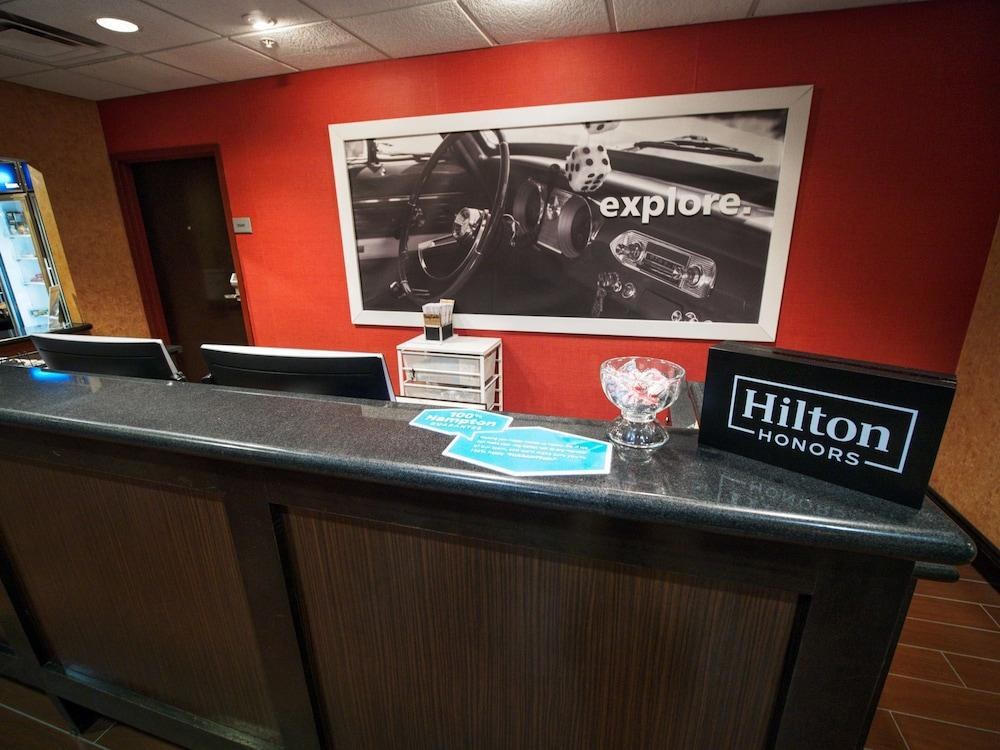 Hampton Inn & Suites Elk City photo 4