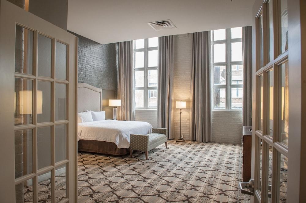 Hampton Inn & Suites New Orleans-Convention Center photo 3