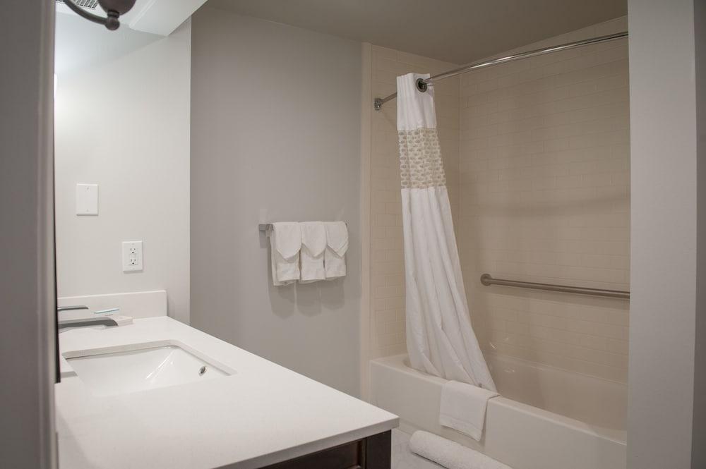 Hampton Inn & Suites New Orleans-Convention Center photo 4