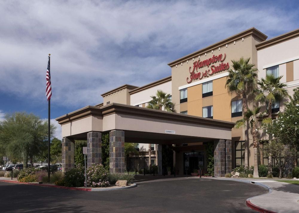 Hampton Inn & Suites Phoenix North/Happy Valley photo 2