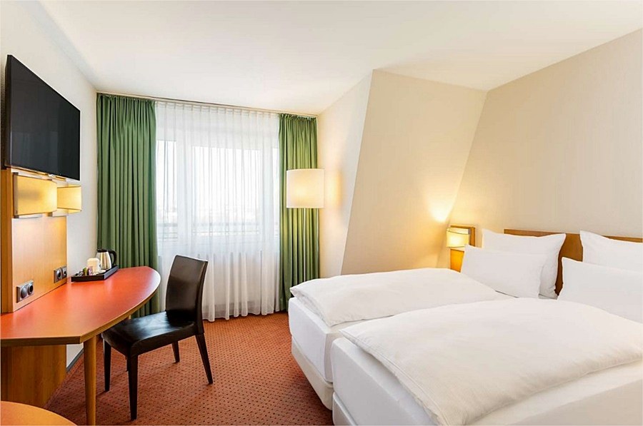ISTAY BY NH BERLIN CITY OST HOTEL