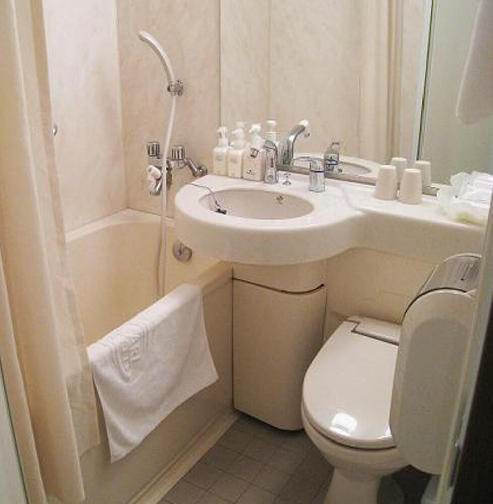 PEARL HOTEL RYOGOKU photo 2