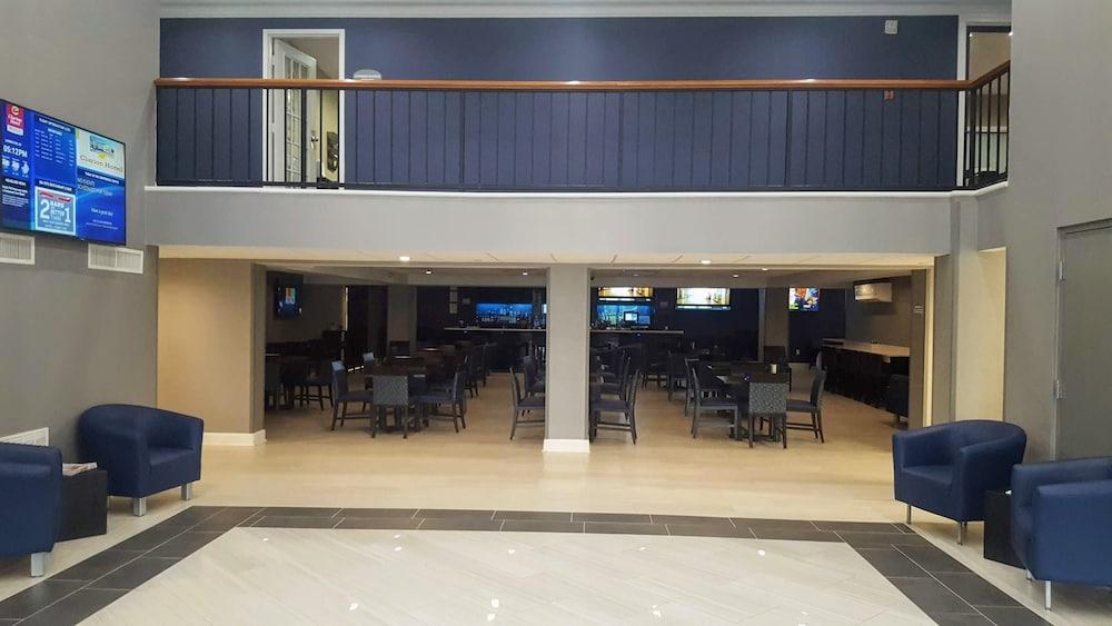 CLARION HOTEL LEXINGTON photo 3