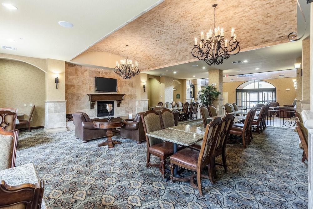 COMFORT SUITES ALAMO/RIVERWALK photo 4