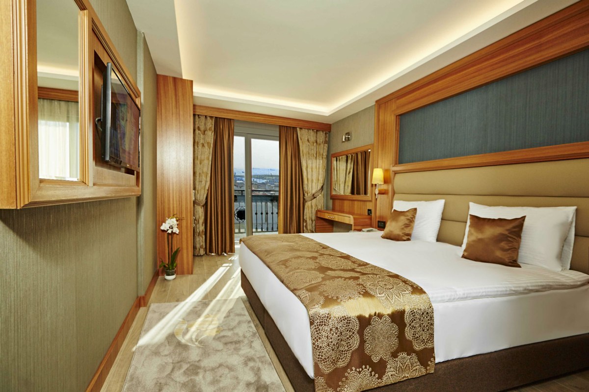 ILKBAL DE LUXE HOTEL photo 1