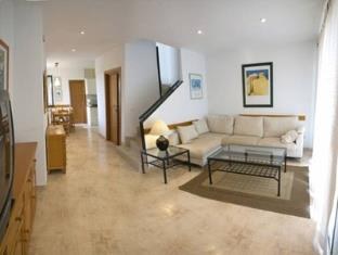Clipper and Villas photo 2