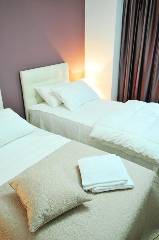 HOTEL GOLDEN CITY photo 4