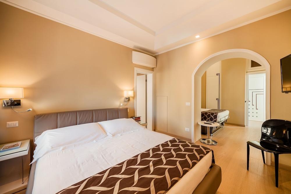 SCALINATA DI SPAGNA HOTEL photo 2