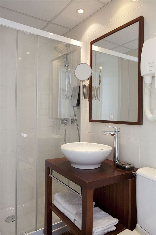 MONTPARNASSE ALESIA HOTEL photo 1