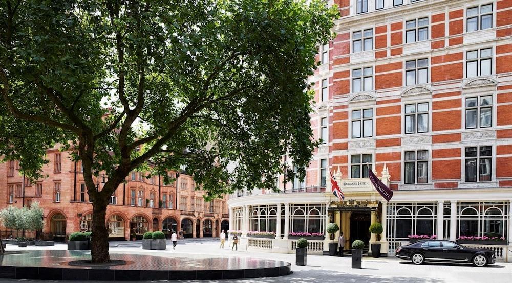 THE CONNAUGHT HOTEL photo 3