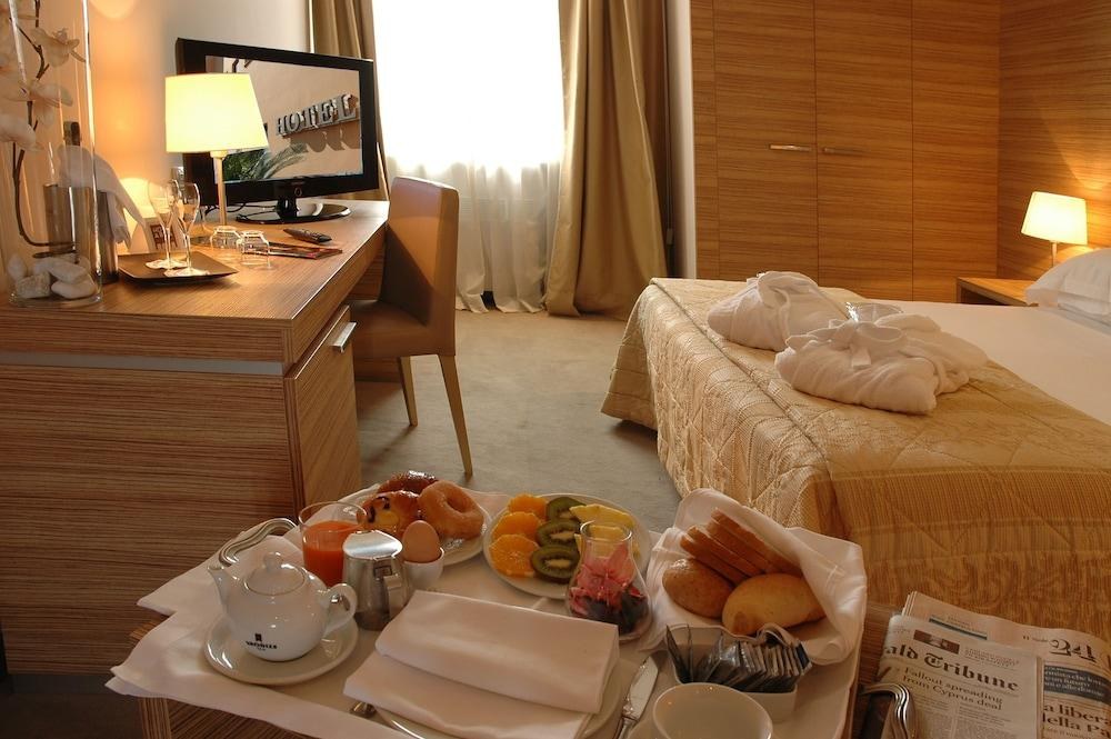 AREA HOTEL ROME photo 3