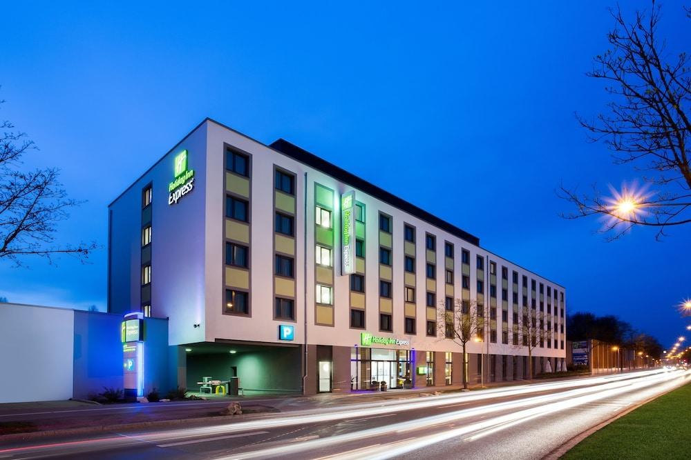 HOLIDAY INN EXPRESS AUGSBURG HOTEL photo 2