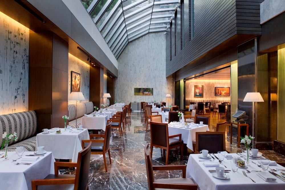 ALVEAR ART HOTEL photo 3
