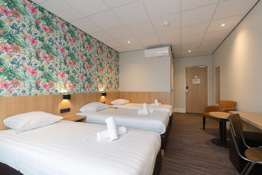 BEST WESTERN AMSTERDAM photo 2