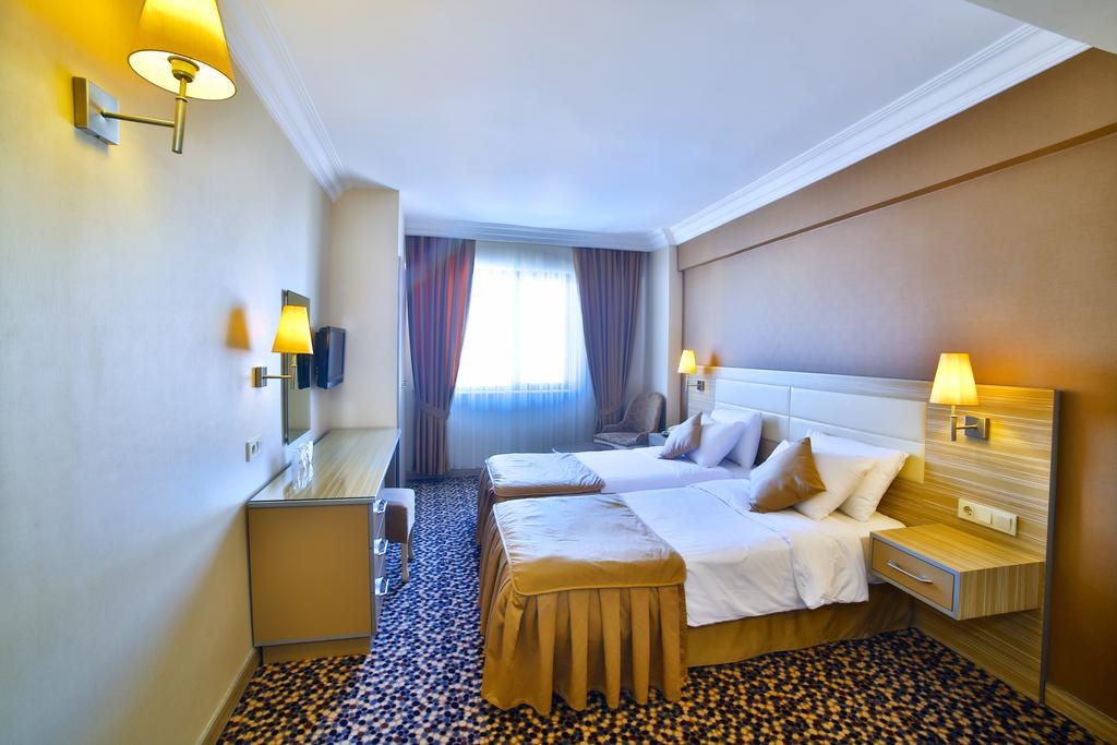 GRAND EMIN HOTEL photo 2
