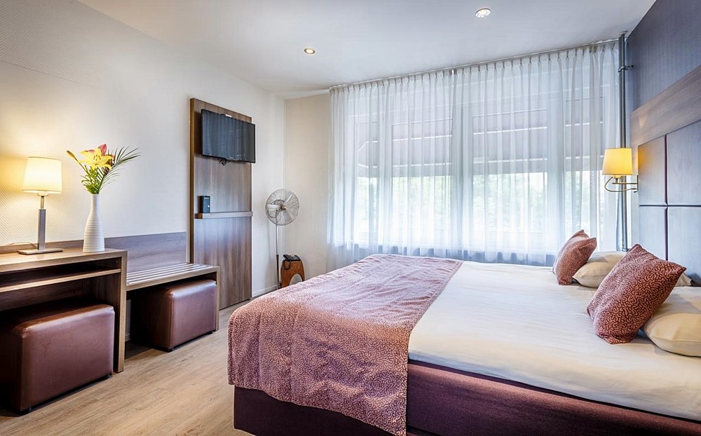 VICTORIE HOTEL photo 2