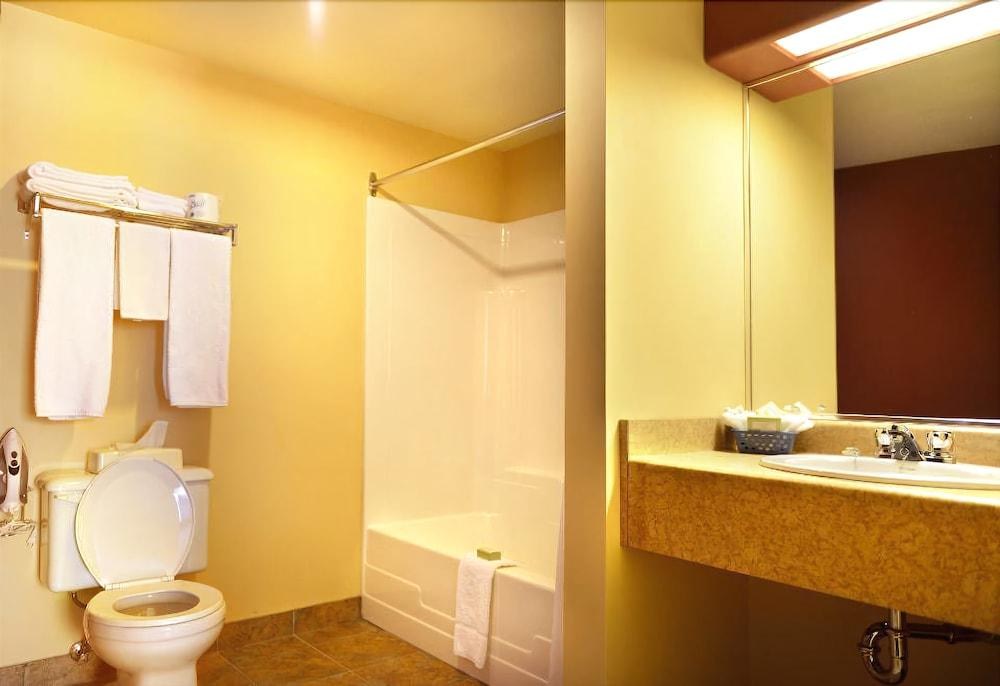 TRAVELODGE BY WYNDHAM ALMA photo 3