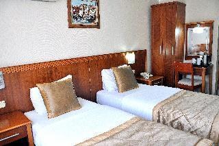 CENTRUM HOTEL