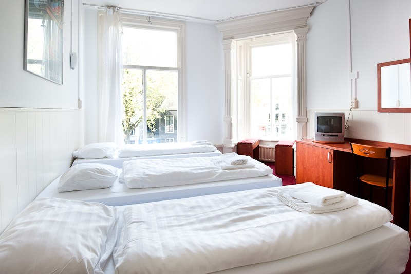 BUDGET HOTEL AMSTERDAM INN photo 1