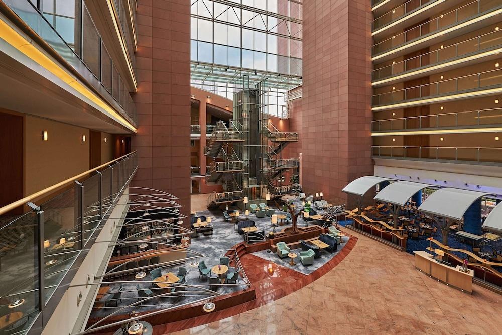 Hilton Frankfurt City Centre photo 2