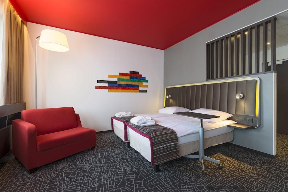 Park Inn By Radisson Central Tallinn photo 2