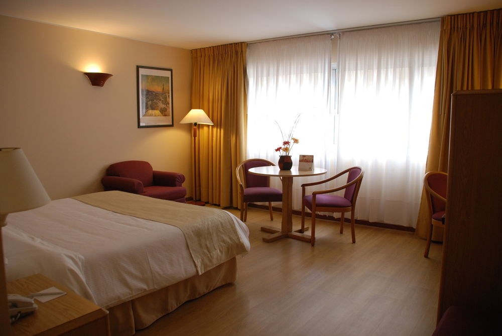 HOLIDAY INN MONTEVIDEO photo 1