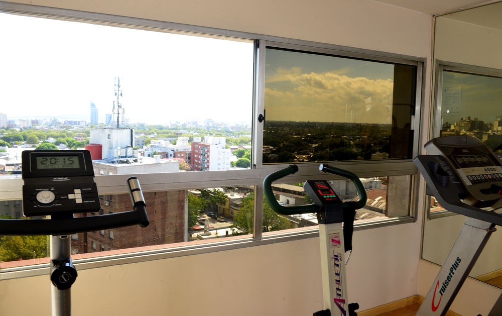DAYS INN MONTEVIDEO photo 1