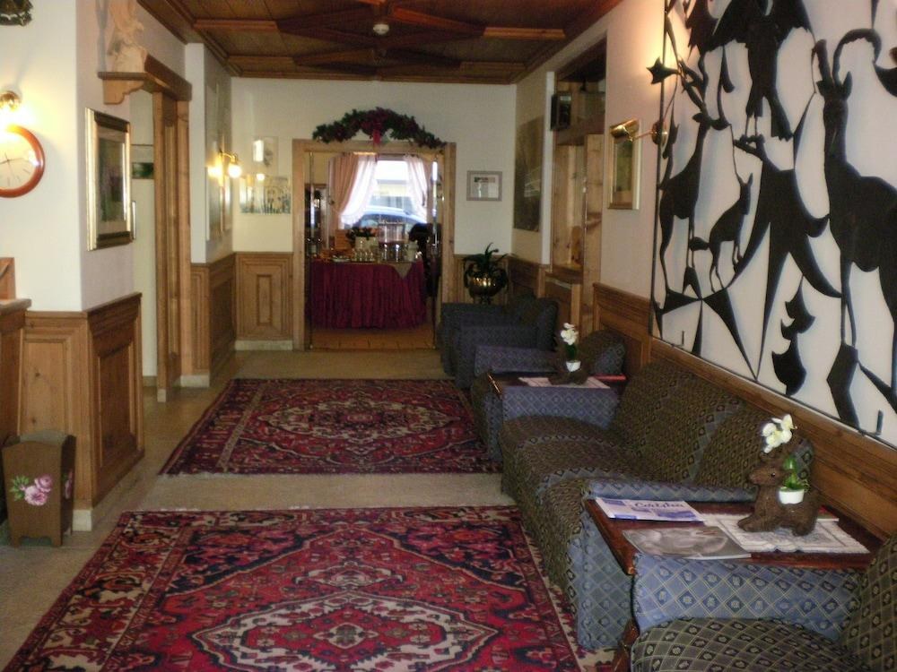 AQUILA photo 3