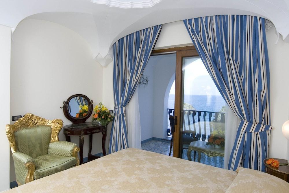 Strand Hotel Delfini photo 3